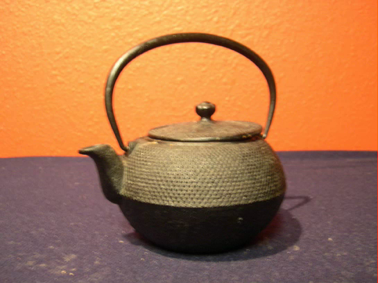 Self-Portrait - Kitchen - Video Drawing